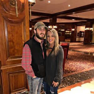 Meet your Posher, Laurell